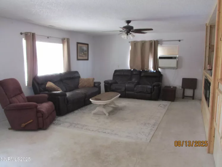 3200 Kensington, Winnemucca, Nevada 89445, 4 Bedrooms Bedrooms, ,3 BathroomsBathrooms,Residential,Residential,Kensington,250054514