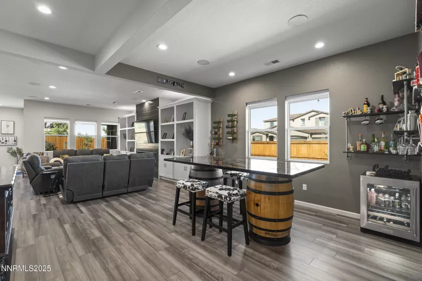 2226 Snoqualmie, Sparks, Nevada 89436, 3 Bedrooms Bedrooms, ,3 BathroomsBathrooms,Residential,Residential,Snoqualmie,250054515