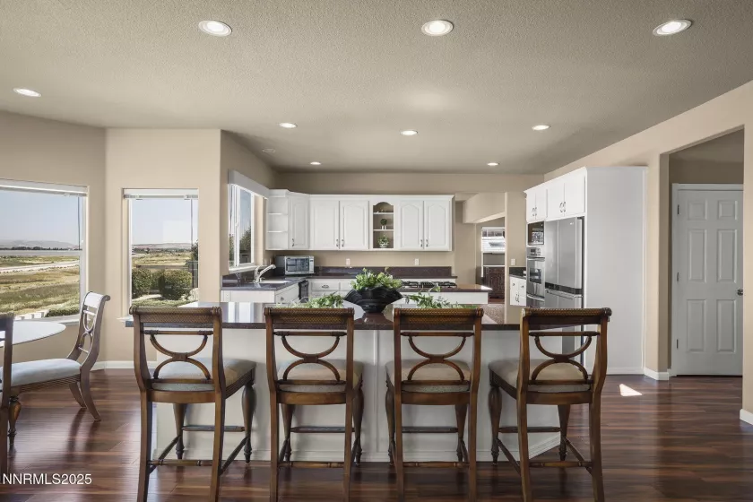 5329 Mira Loma, Reno, Nevada 89502, 4 Bedrooms Bedrooms, ,4 BathroomsBathrooms,Residential,Residential,Mira Loma,250054522