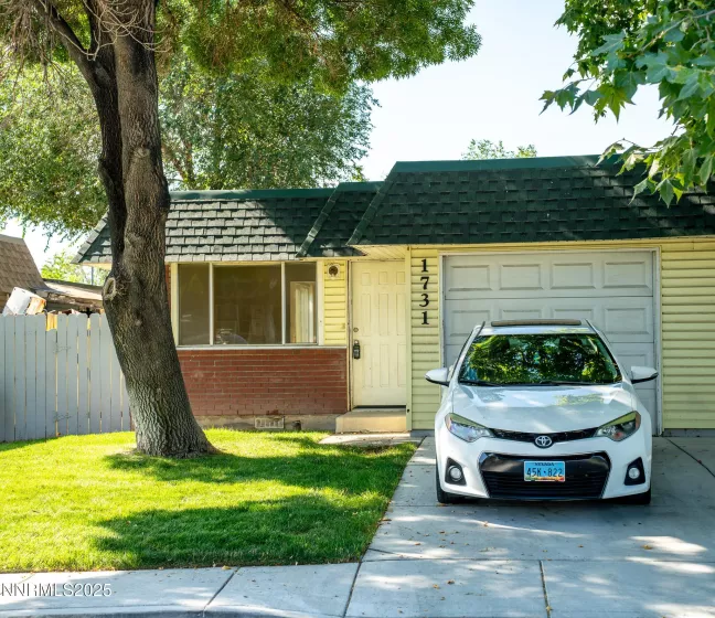 1731 Gault, Sparks, Nevada 89431, 3 Bedrooms Bedrooms, ,2 BathroomsBathrooms,Residential,Residential,Gault,250054521