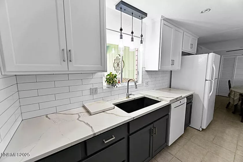 1517 Appaloosa, Carson City, Nevada 89701, 3 Bedrooms Bedrooms, ,2 BathroomsBathrooms,Residential,Residential,Appaloosa,250054524