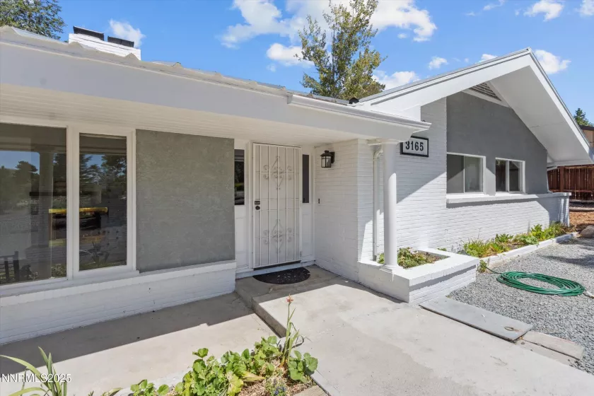 3165 Hidden Valley, Reno, Nevada 89502, 4 Bedrooms Bedrooms, ,3 BathroomsBathrooms,Residential,Residential,Hidden Valley,250054529