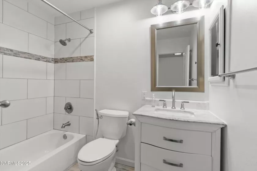 3165 Hidden Valley, Reno, Nevada 89502, 4 Bedrooms Bedrooms, ,3 BathroomsBathrooms,Residential,Residential,Hidden Valley,250054529