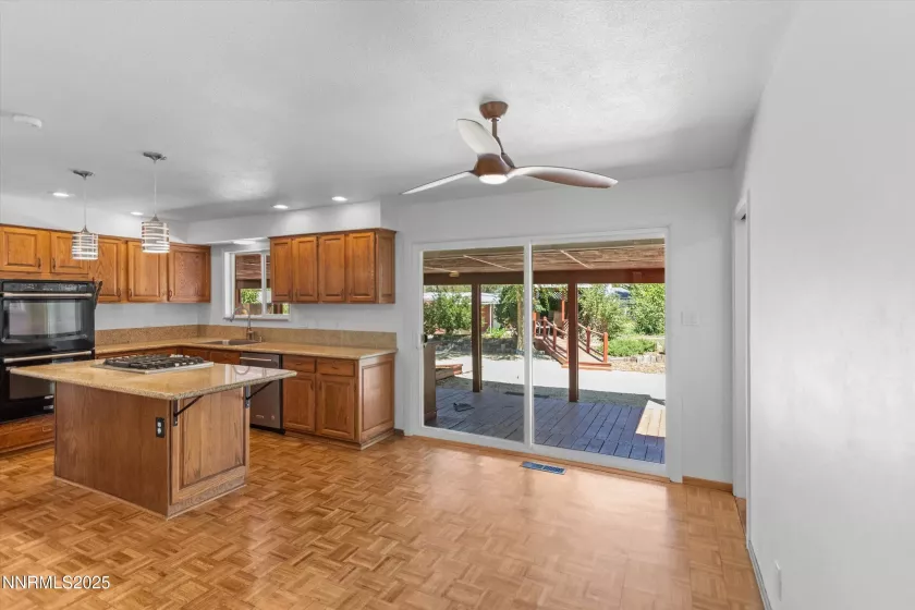 3165 Hidden Valley, Reno, Nevada 89502, 4 Bedrooms Bedrooms, ,3 BathroomsBathrooms,Residential,Residential,Hidden Valley,250054529