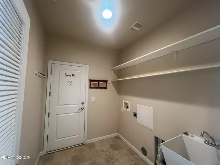 900 Jill Marie, Fernley, Nevada 89408, 3 Bedrooms Bedrooms, ,2 BathroomsBathrooms,Residential,Residential,Jill Marie,250054530