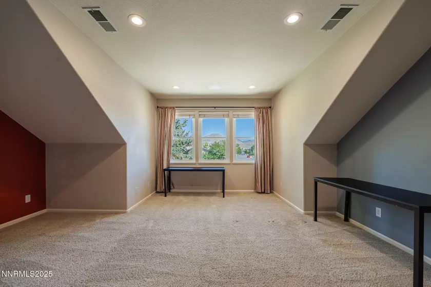 111 Augusta, Dayton, Nevada 89403, 4 Bedrooms Bedrooms, ,3 BathroomsBathrooms,Residential,Residential,Augusta,250054535