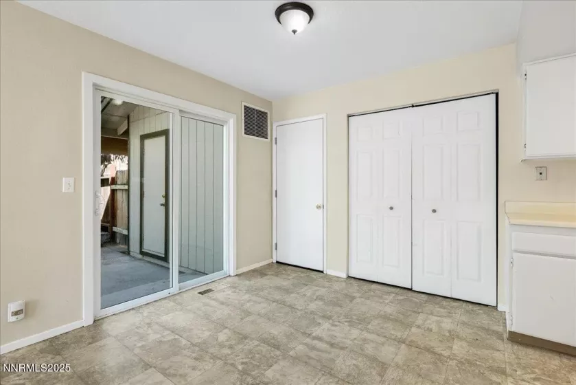 1990 Prior, Reno, Nevada 89503, 3 Bedrooms Bedrooms, ,2 BathroomsBathrooms,Residential,Residential,Prior,250054533