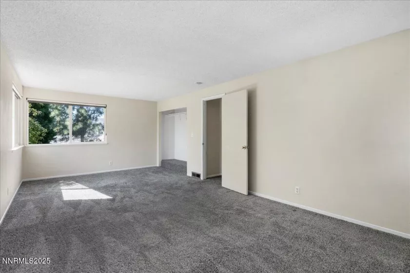 1990 Prior, Reno, Nevada 89503, 3 Bedrooms Bedrooms, ,2 BathroomsBathrooms,Residential,Residential,Prior,250054533