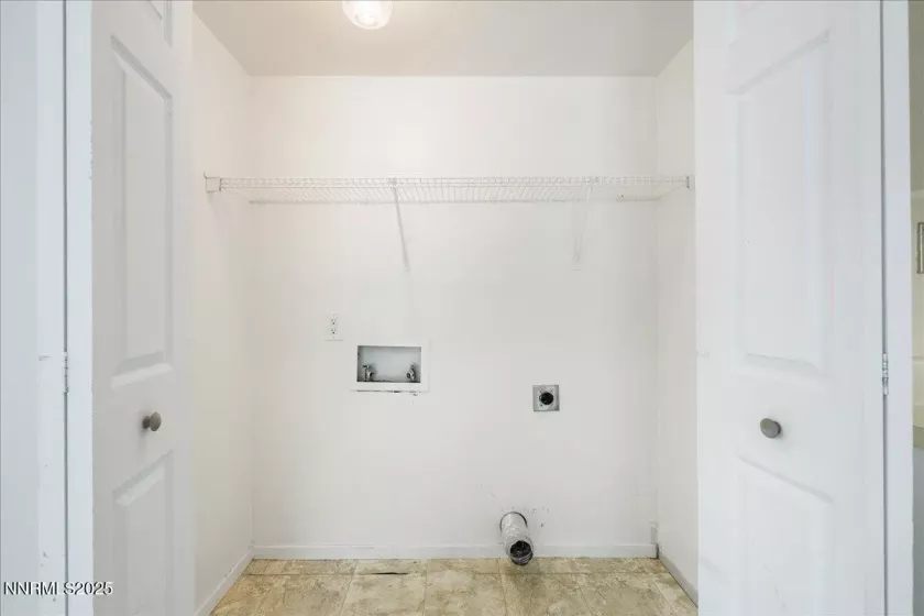 1990 Prior, Reno, Nevada 89503, 3 Bedrooms Bedrooms, ,2 BathroomsBathrooms,Residential,Residential,Prior,250054533