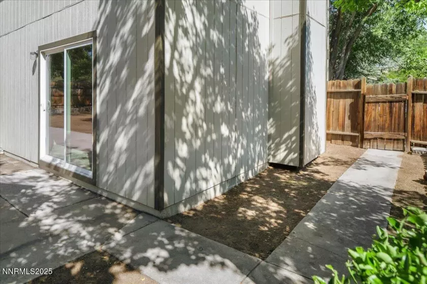 1990 Prior, Reno, Nevada 89503, 3 Bedrooms Bedrooms, ,2 BathroomsBathrooms,Residential,Residential,Prior,250054533