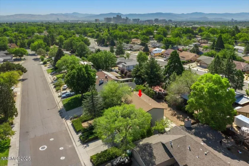 1990 Prior, Reno, Nevada 89503, 3 Bedrooms Bedrooms, ,2 BathroomsBathrooms,Residential,Residential,Prior,250054533