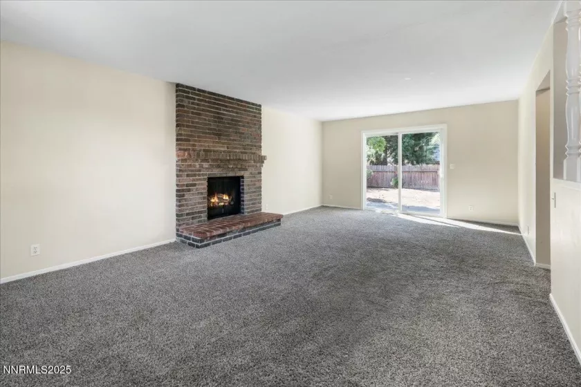 1990 Prior, Reno, Nevada 89503, 3 Bedrooms Bedrooms, ,2 BathroomsBathrooms,Residential,Residential,Prior,250054533