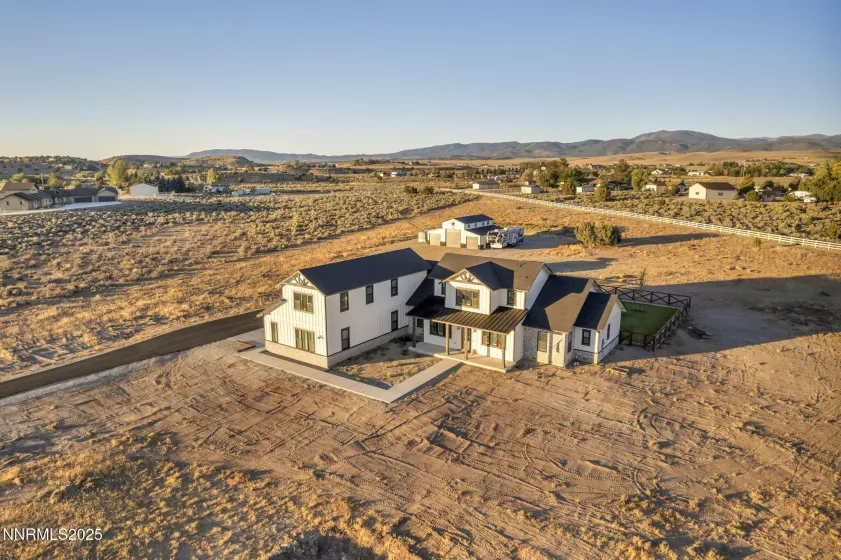 1409 Hunters Point, Gardnerville, Nevada 89410, 4 Bedrooms Bedrooms, ,5 BathroomsBathrooms,Residential,Residential,Hunters Point,250054534