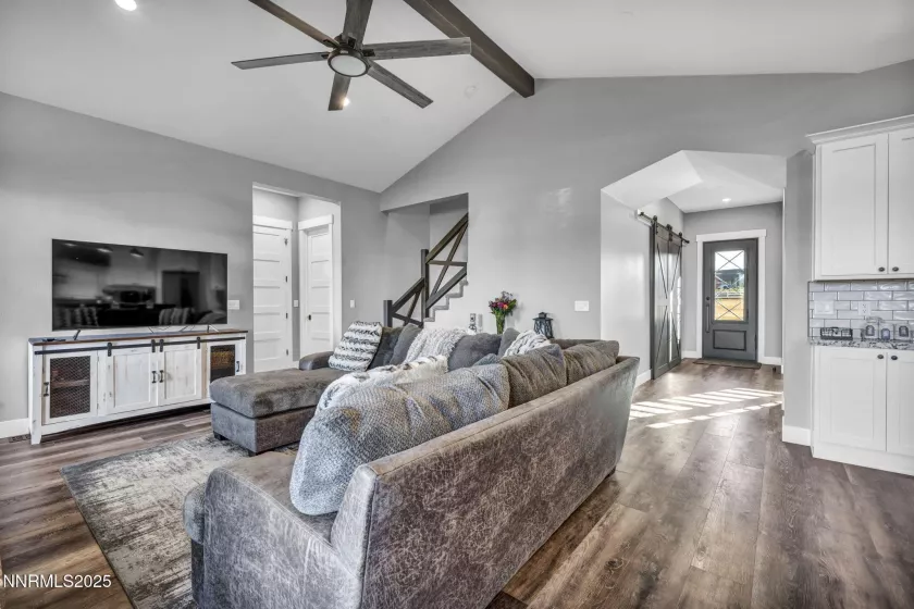 1409 Hunters Point, Gardnerville, Nevada 89410, 4 Bedrooms Bedrooms, ,5 BathroomsBathrooms,Residential,Residential,Hunters Point,250054534