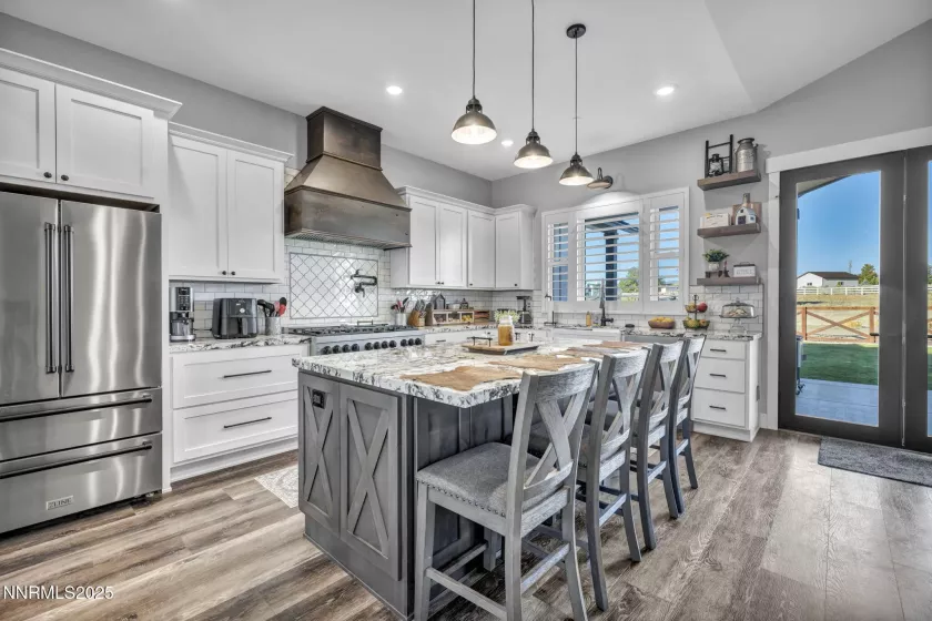 1409 Hunters Point, Gardnerville, Nevada 89410, 4 Bedrooms Bedrooms, ,5 BathroomsBathrooms,Residential,Residential,Hunters Point,250054534