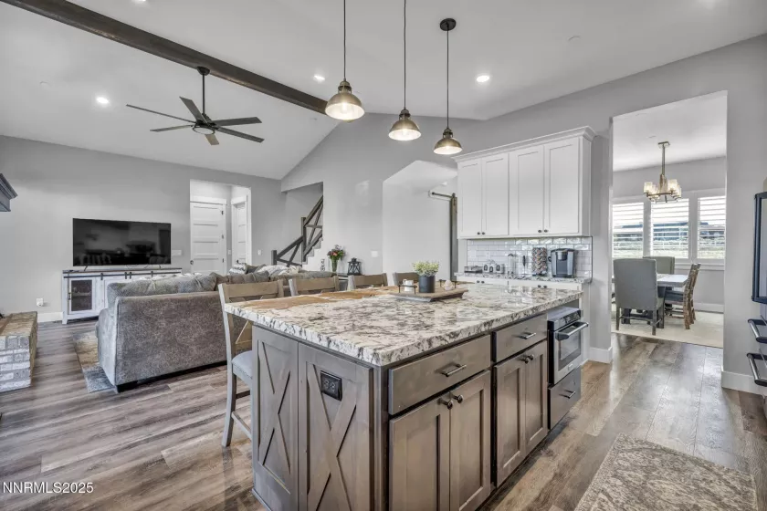 1409 Hunters Point, Gardnerville, Nevada 89410, 4 Bedrooms Bedrooms, ,5 BathroomsBathrooms,Residential,Residential,Hunters Point,250054534