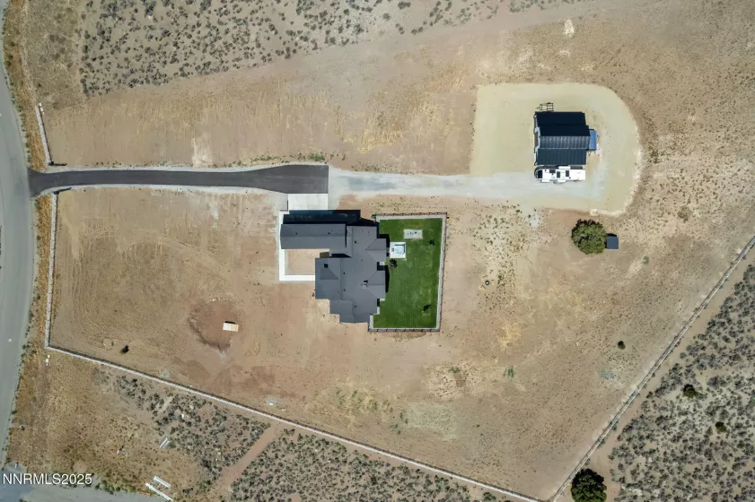 1409 Hunters Point, Gardnerville, Nevada 89410, 4 Bedrooms Bedrooms, ,5 BathroomsBathrooms,Residential,Residential,Hunters Point,250054534