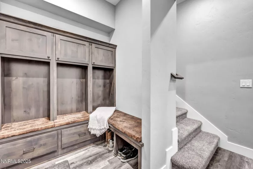 1409 Hunters Point, Gardnerville, Nevada 89410, 4 Bedrooms Bedrooms, ,5 BathroomsBathrooms,Residential,Residential,Hunters Point,250054534