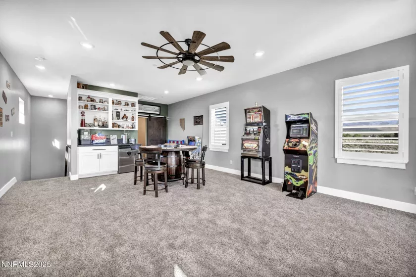 1409 Hunters Point, Gardnerville, Nevada 89410, 4 Bedrooms Bedrooms, ,5 BathroomsBathrooms,Residential,Residential,Hunters Point,250054534