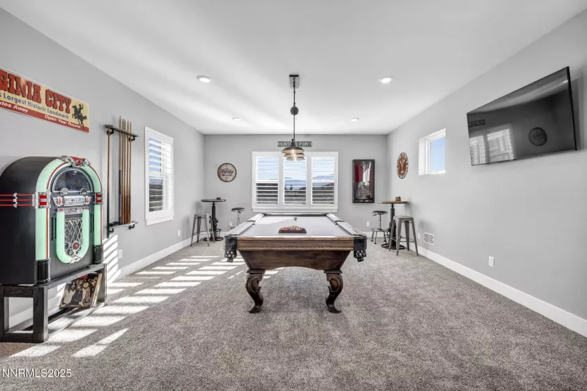 1409 Hunters Point, Gardnerville, Nevada 89410, 4 Bedrooms Bedrooms, ,5 BathroomsBathrooms,Residential,Residential,Hunters Point,250054534