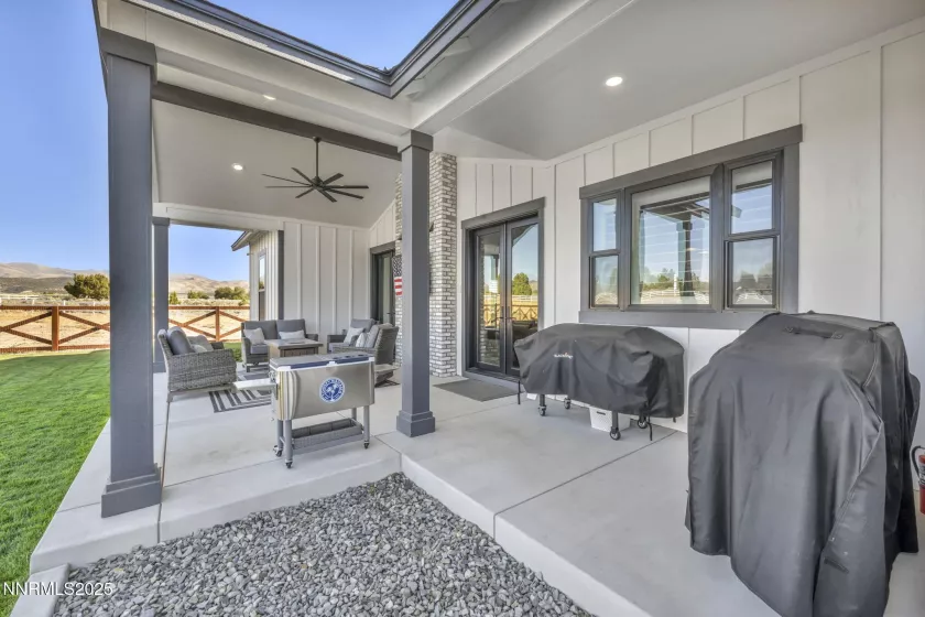 1409 Hunters Point, Gardnerville, Nevada 89410, 4 Bedrooms Bedrooms, ,5 BathroomsBathrooms,Residential,Residential,Hunters Point,250054534
