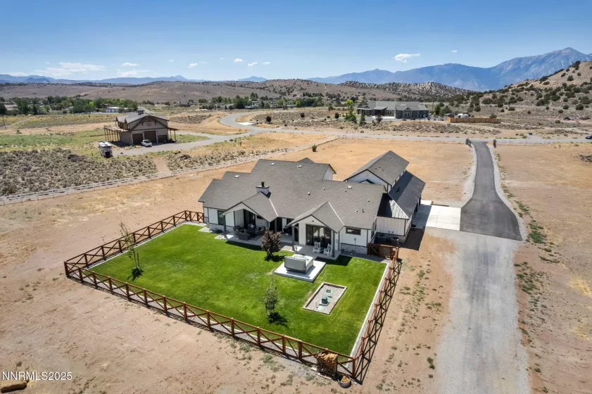 1409 Hunters Point, Gardnerville, Nevada 89410, 4 Bedrooms Bedrooms, ,5 BathroomsBathrooms,Residential,Residential,Hunters Point,250054534