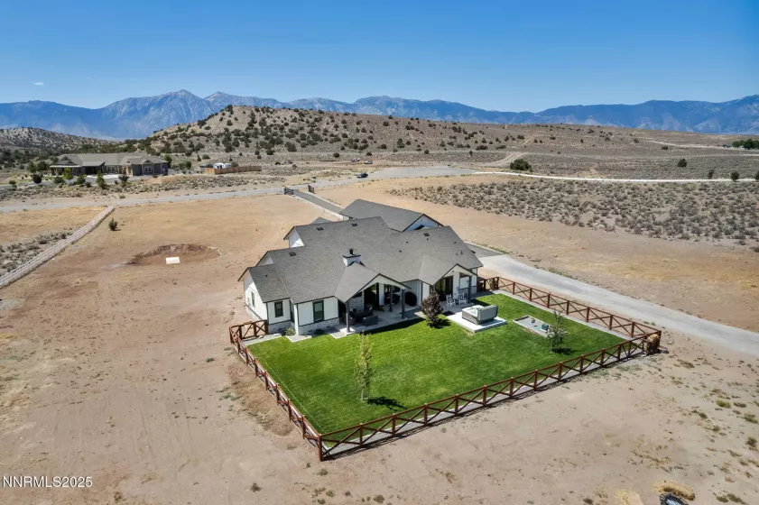1409 Hunters Point, Gardnerville, Nevada 89410, 4 Bedrooms Bedrooms, ,5 BathroomsBathrooms,Residential,Residential,Hunters Point,250054534