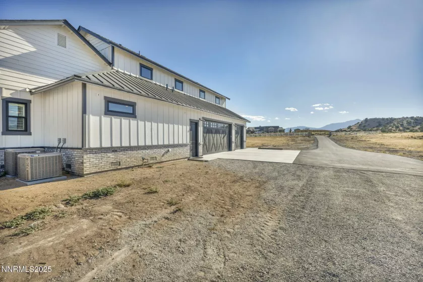 1409 Hunters Point, Gardnerville, Nevada 89410, 4 Bedrooms Bedrooms, ,5 BathroomsBathrooms,Residential,Residential,Hunters Point,250054534