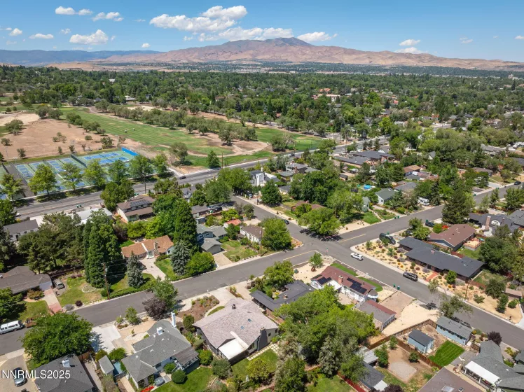 2330 Sunrise, Reno, Nevada 89509, 3 Bedrooms Bedrooms, ,2 BathroomsBathrooms,Residential,Residential,Sunrise,250054536