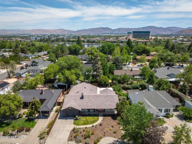 2330 Sunrise, Reno, Nevada 89509, 3 Bedrooms Bedrooms, ,2 BathroomsBathrooms,Residential,Residential,Sunrise,250054536