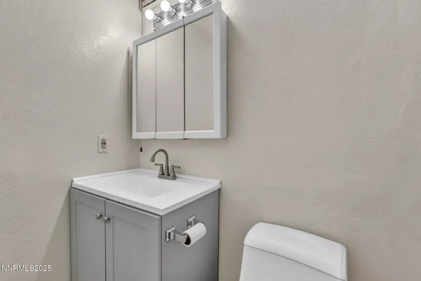 3921 Clear Acre, Reno, Nevada 89512, 2 Bedrooms Bedrooms, ,1 BathroomBathrooms,Residential,Residential,Clear Acre,250054537