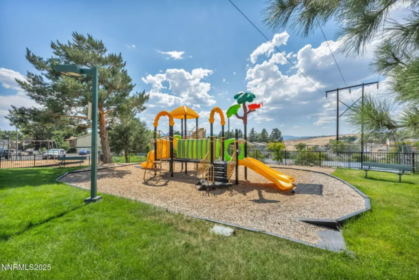 3921 Clear Acre, Reno, Nevada 89512, 2 Bedrooms Bedrooms, ,1 BathroomBathrooms,Residential,Residential,Clear Acre,250054537