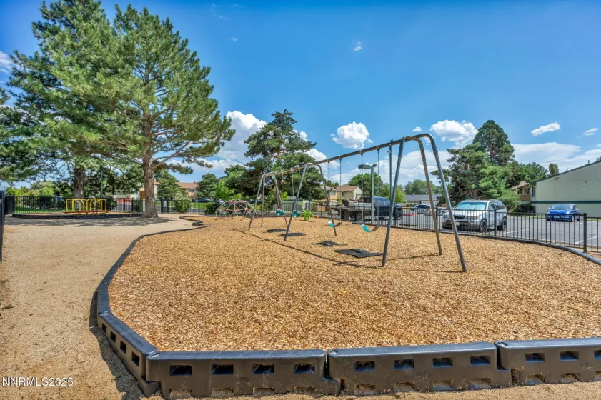 3921 Clear Acre, Reno, Nevada 89512, 2 Bedrooms Bedrooms, ,1 BathroomBathrooms,Residential,Residential,Clear Acre,250054537