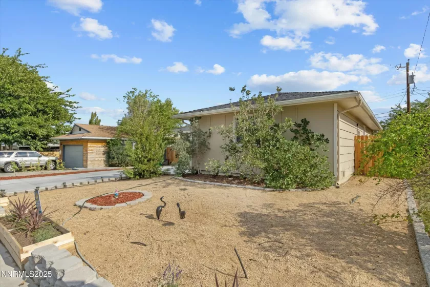 3050 Accacia, Reno, Nevada 89503, 3 Bedrooms Bedrooms, ,2 BathroomsBathrooms,Residential,Residential,Accacia,250054538