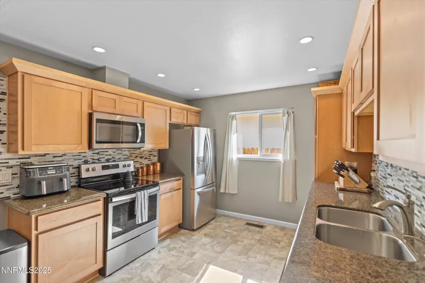 3050 Accacia, Reno, Nevada 89503, 3 Bedrooms Bedrooms, ,2 BathroomsBathrooms,Residential,Residential,Accacia,250054538