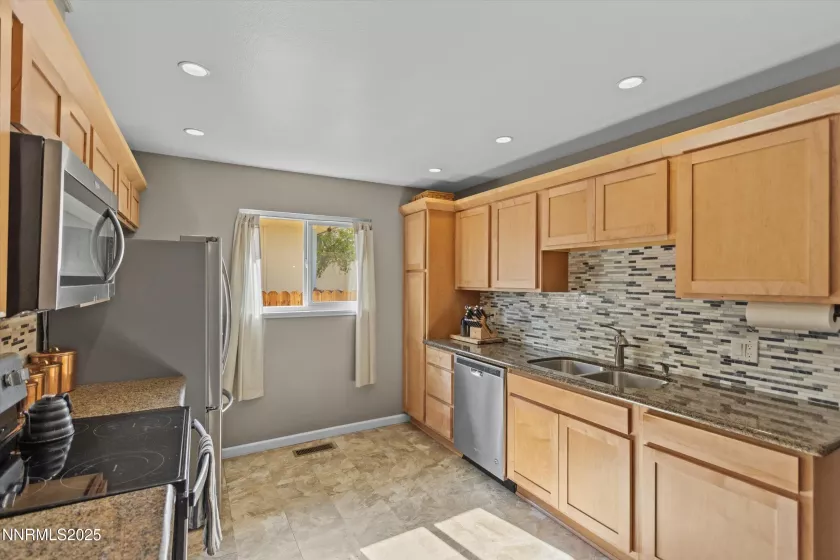 3050 Accacia, Reno, Nevada 89503, 3 Bedrooms Bedrooms, ,2 BathroomsBathrooms,Residential,Residential,Accacia,250054538