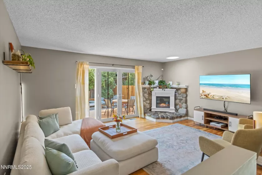 3050 Accacia, Reno, Nevada 89503, 3 Bedrooms Bedrooms, ,2 BathroomsBathrooms,Residential,Residential,Accacia,250054538