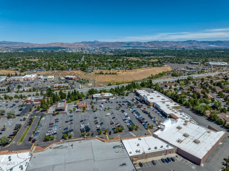 1870 Sierra Highlands, Reno, Nevada 89523, 2 Bedrooms Bedrooms, ,3 BathroomsBathrooms,Residential,Residential,Sierra Highlands,250054543