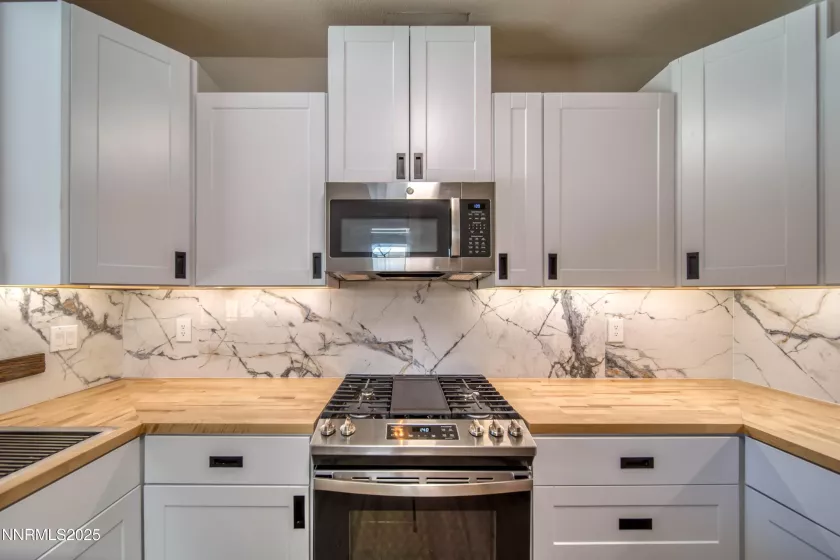 1870 Sierra Highlands, Reno, Nevada 89523, 2 Bedrooms Bedrooms, ,3 BathroomsBathrooms,Residential,Residential,Sierra Highlands,250054543