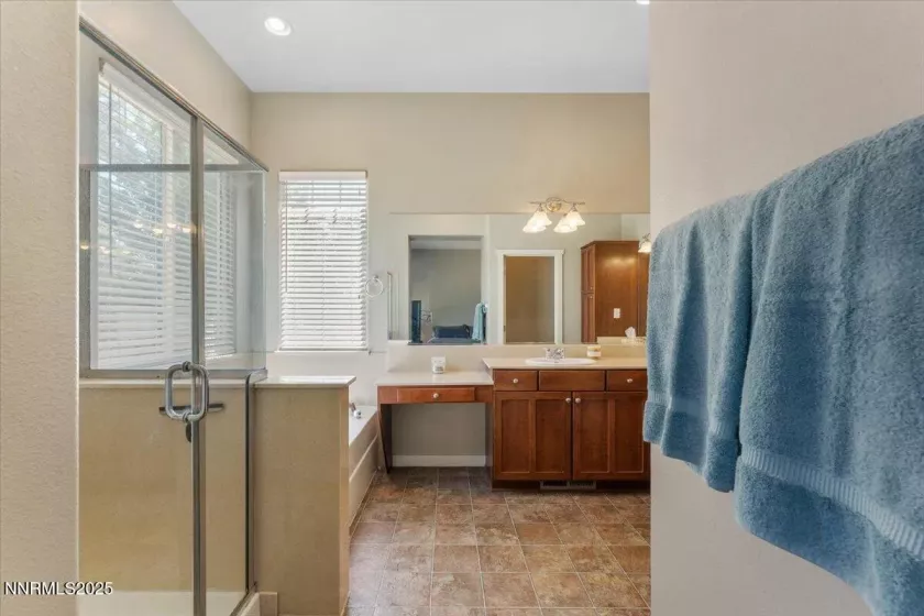 1136 Rancho Mirage, Sparks, Nevada 89436, 4 Bedrooms Bedrooms, ,3 BathroomsBathrooms,Residential,Residential,Rancho Mirage,250054544