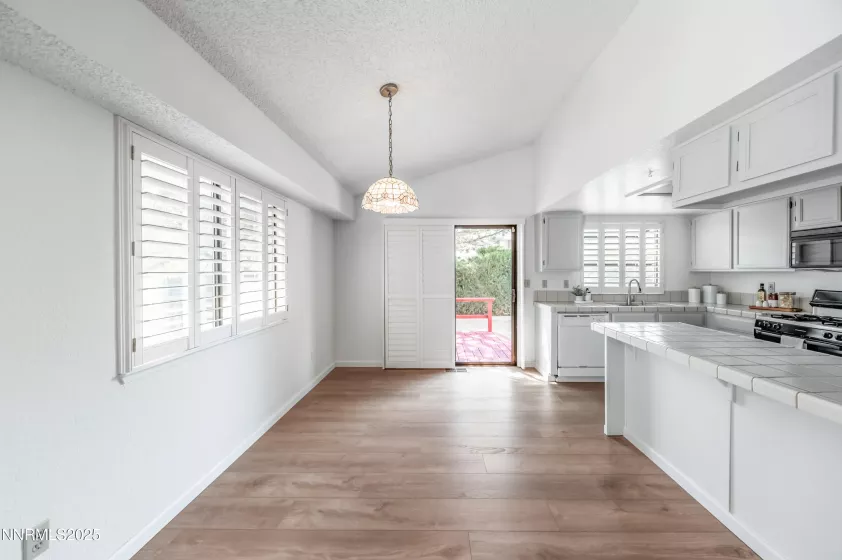 5982 Royal Vista, Reno, Nevada 89523, 3 Bedrooms Bedrooms, ,2 BathroomsBathrooms,Residential,Residential,Royal Vista,250054545