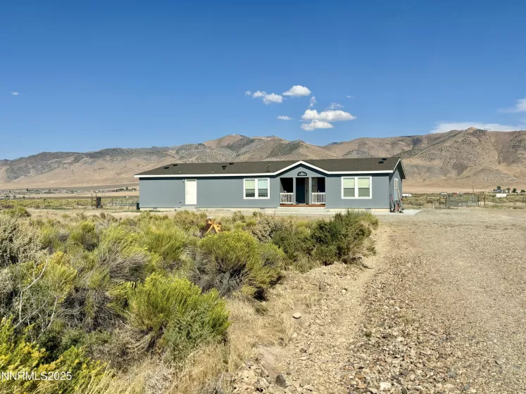 200 Misty, Winnemucca, Nevada 89445, 4 Bedrooms Bedrooms, ,3 BathroomsBathrooms,Residential,Residential,Misty,250054548