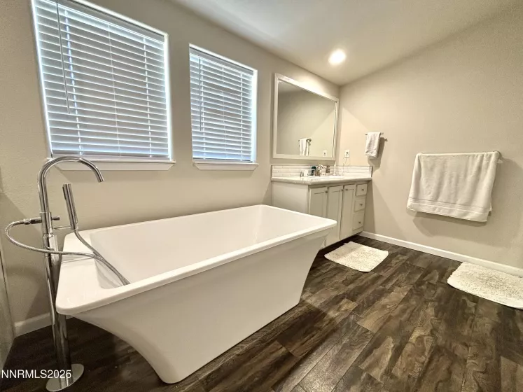 200 Misty, Winnemucca, Nevada 89445, 4 Bedrooms Bedrooms, ,3 BathroomsBathrooms,Residential,Residential,Misty,250054548