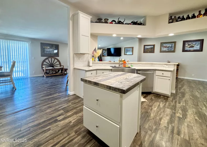 200 Misty, Winnemucca, Nevada 89445, 4 Bedrooms Bedrooms, ,3 BathroomsBathrooms,Residential,Residential,Misty,250054548