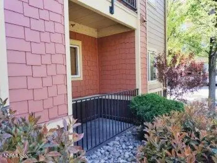 1450 Idlewild, Reno, Nevada 89509, 2 Bedrooms Bedrooms, ,1 BathroomBathrooms,Residential,Residential,Idlewild,250054551
