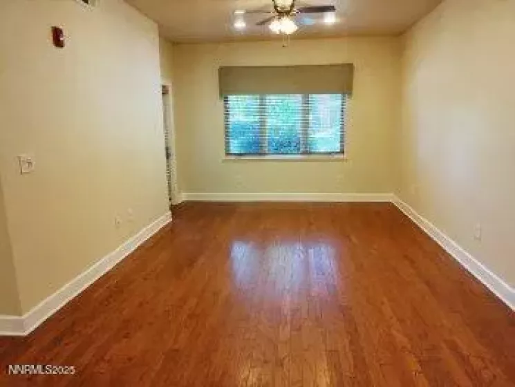 1450 Idlewild, Reno, Nevada 89509, 2 Bedrooms Bedrooms, ,1 BathroomBathrooms,Residential,Residential,Idlewild,250054551