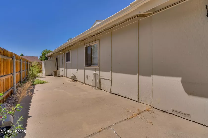 360 Lincoln, Sparks, Nevada 89431, 3 Bedrooms Bedrooms, ,2 BathroomsBathrooms,Residential,Residential,Lincoln,250054550