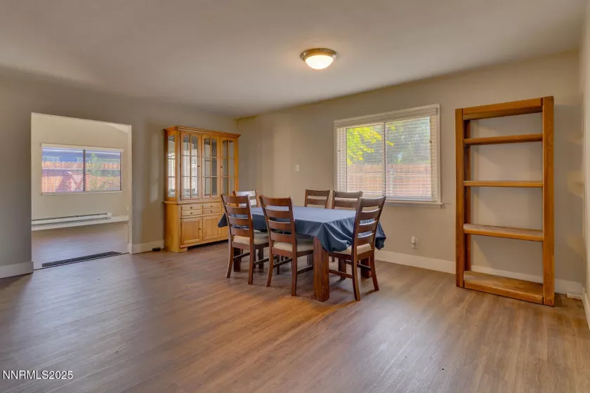 360 Lincoln, Sparks, Nevada 89431, 3 Bedrooms Bedrooms, ,2 BathroomsBathrooms,Residential,Residential,Lincoln,250054550