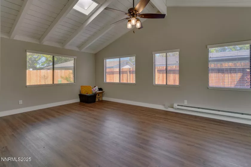 360 Lincoln, Sparks, Nevada 89431, 3 Bedrooms Bedrooms, ,2 BathroomsBathrooms,Residential,Residential,Lincoln,250054550