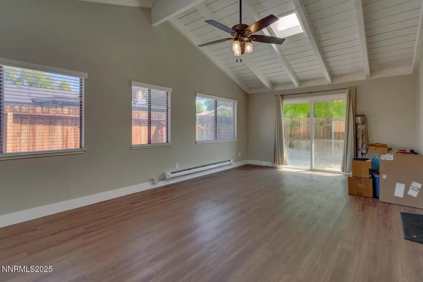 360 Lincoln, Sparks, Nevada 89431, 3 Bedrooms Bedrooms, ,2 BathroomsBathrooms,Residential,Residential,Lincoln,250054550